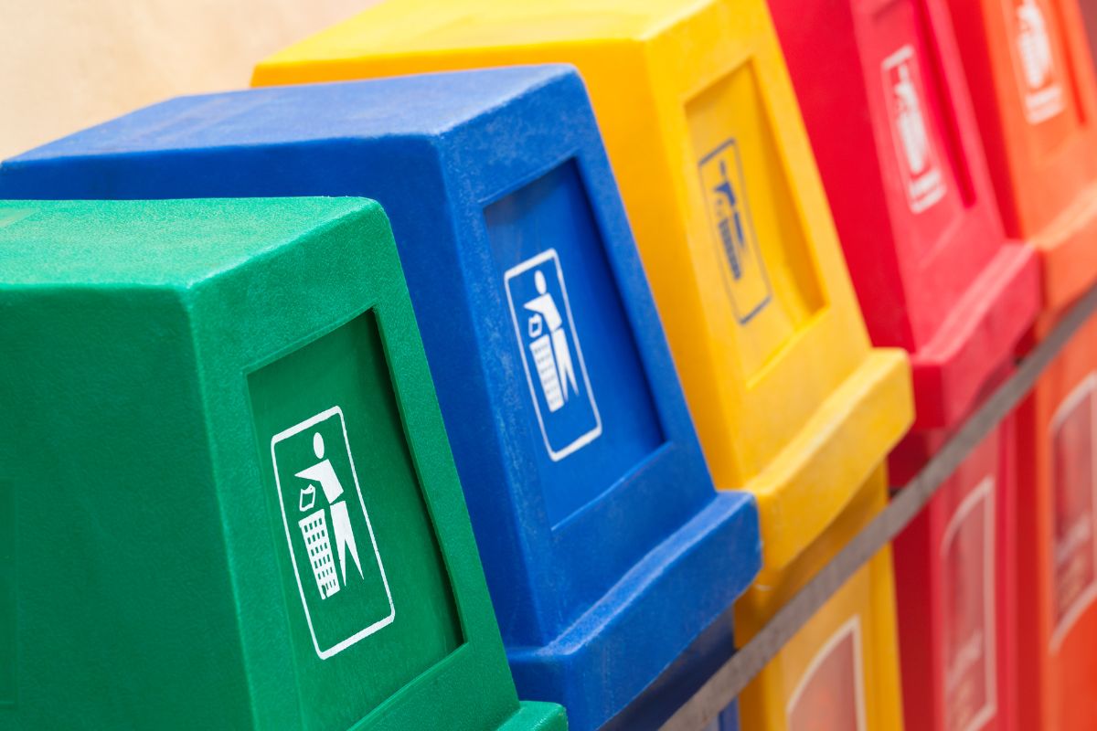Poubelles recyclage